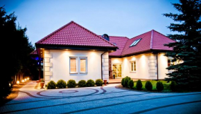 Отель Villa Hof  Любонь